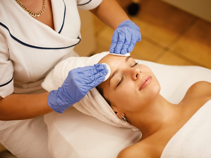 Tratamento estético facial